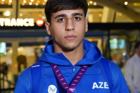 Gold-winning judokas return Azerbaijan from the Gymnasiade - PHOTO