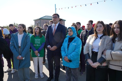 Azerbaijani Olympic prize winners in a flash mob - PHOTO