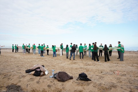 Azerbaijani Olympic prize winners in a flash mob - PHOTO