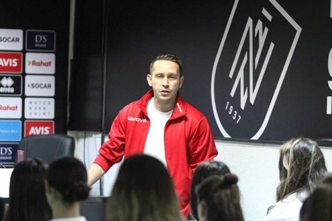 Seminar for Neftchi coaches and players – PHOTO