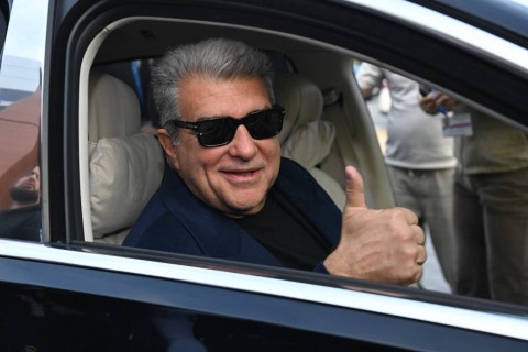 Barcelona President Joan Laporta arrives in Baku for COP29 - PHOTO