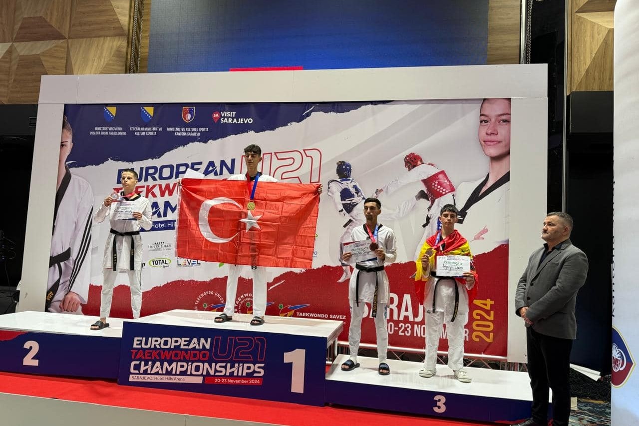 Taekvondo üzrə Avropa çempionatında ilk medal - FOTO