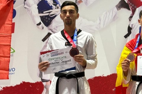 Azerbaijan wins first medal at European Taekwondo Championships - PHOTO