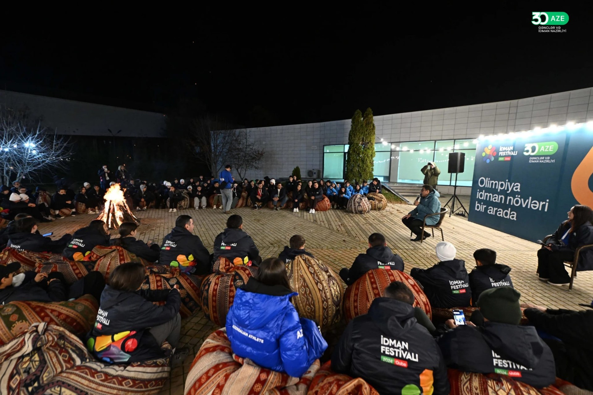 Minister Farid Gayibov meets athletes around the bonfire at the III Sports Festival - PHOTO - VIDEO