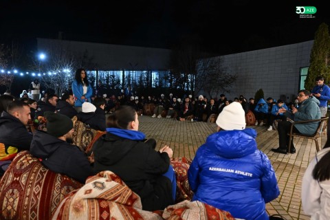 Minister Farid Gayibov meets athletes around the bonfire at the III Sports Festival - PHOTO - VIDEO