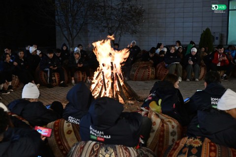 Minister Farid Gayibov meets athletes around the bonfire at the III Sports Festival - PHOTO - VIDEO