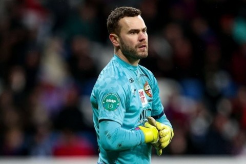 Igor Akinfeev Watches Qarabag matches for Dmitry Kramarenko