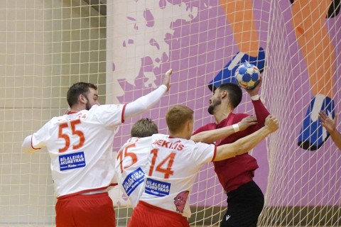 Kur against the Icelandic club - PHOTO