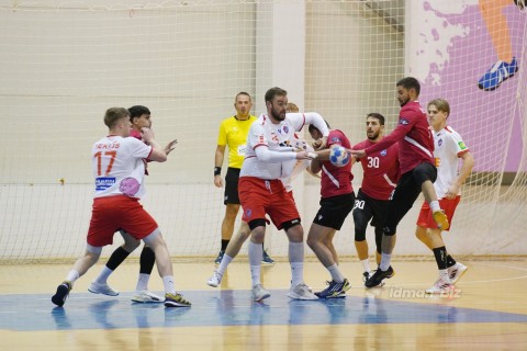 Kur against the Icelandic club - PHOTO