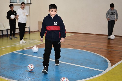 Sağlamlıq imkanları məhdud uşaqlarla görüş - FOTO