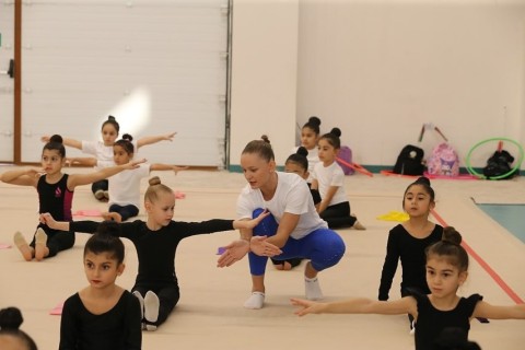 Masterclass in rhythmic gymnastics concludes – PHOTO