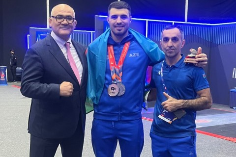 Dadash Dadashbeyli wins silver at World Weightlifting Championship - PHOTO