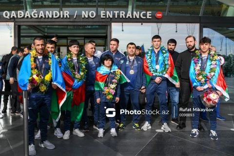 Azerbaijani athletes return home after successful performances at the World Championship – PHOTO