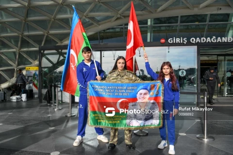 Azerbaijani athletes return home after successful performances at the World Championship – PHOTO