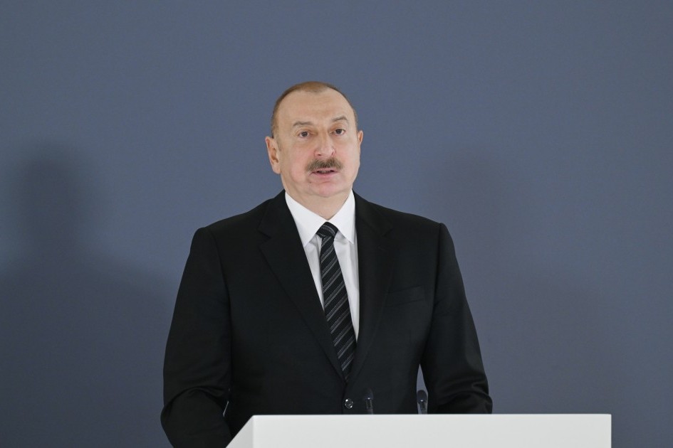 Presıdent: Azerbaijan is a strong state, moves forward with dignity and honesty