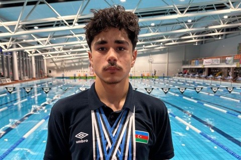 Azerbaijani swimmers return from international competition with 22 medals - PHOTO