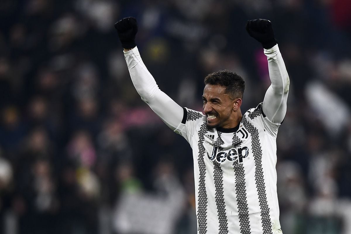 Juventus lists defender Danilo for transfer