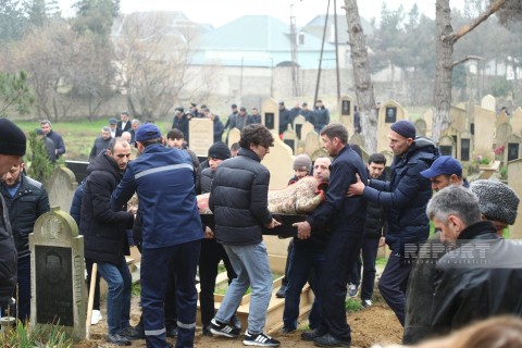 Aviaqəzada həlak olan “Gənclik” futbol klubunun üzvü dəfn edilib - FOTO - VİDEO - YENİLƏNİB