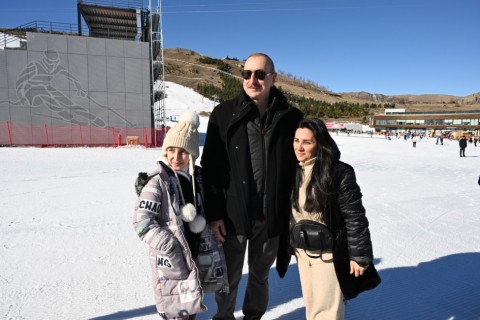 Prezident Şahdağ Turizm Kompleksindəki “Xizək klubu” binasının tikintisi ilə tanış olub - FOTO