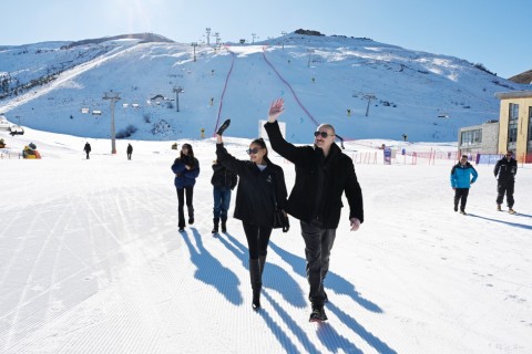 Prezident Şahdağ Turizm Kompleksindəki “Xizək klubu” binasının tikintisi ilə tanış olub - FOTO