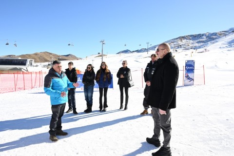 Prezident Şahdağ Turizm Kompleksindəki “Xizək klubu” binasının tikintisi ilə tanış olub - FOTO