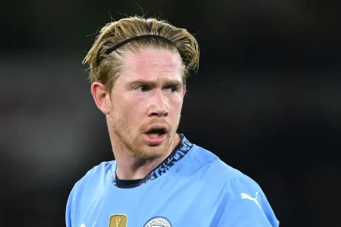 Fenerbahce offers De Bruyne £250,000 weekly salary as injury concerns hit squad