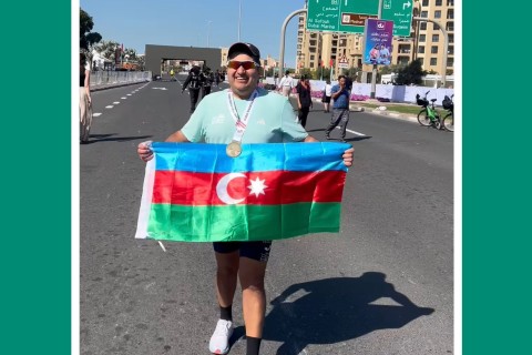 Azerbaijani ironman competes in Dubai marathon