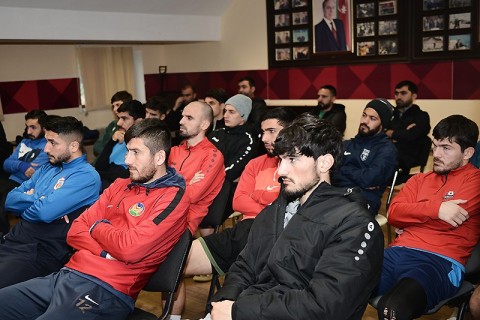 Danışılmış oyunlarla bağlı seminar - FOTO