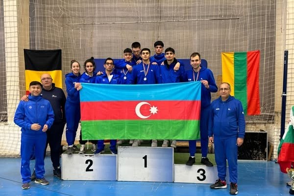 Yığmamız gümüş medal qazanıb - FOTO