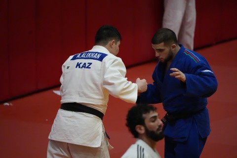 Kazakhstan and Serbia judo teams train in Baku - PHOTO