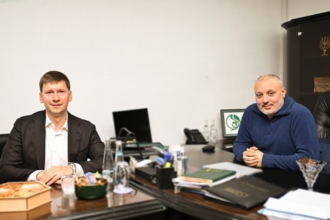 Maksims Krivunecs visits the Professional Football League of Azerbaijan