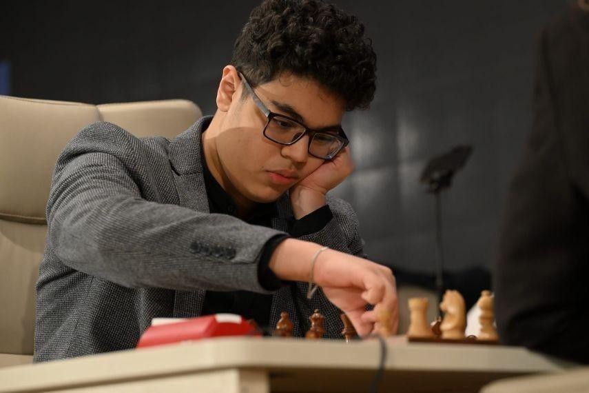 Azerbaijani chess player's fifth victory