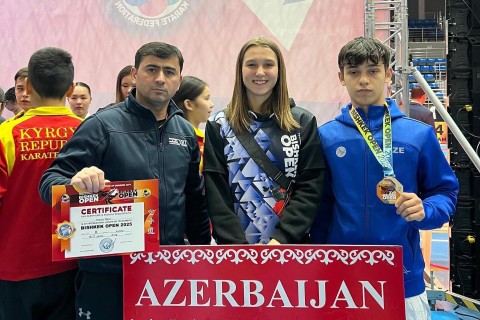 Azerbaijani karateka returns from Kyrgyzstan with 3 medals