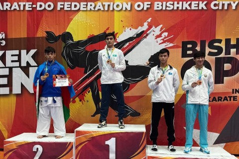 Azerbaijani karateka returns from Kyrgyzstan with 3 medals