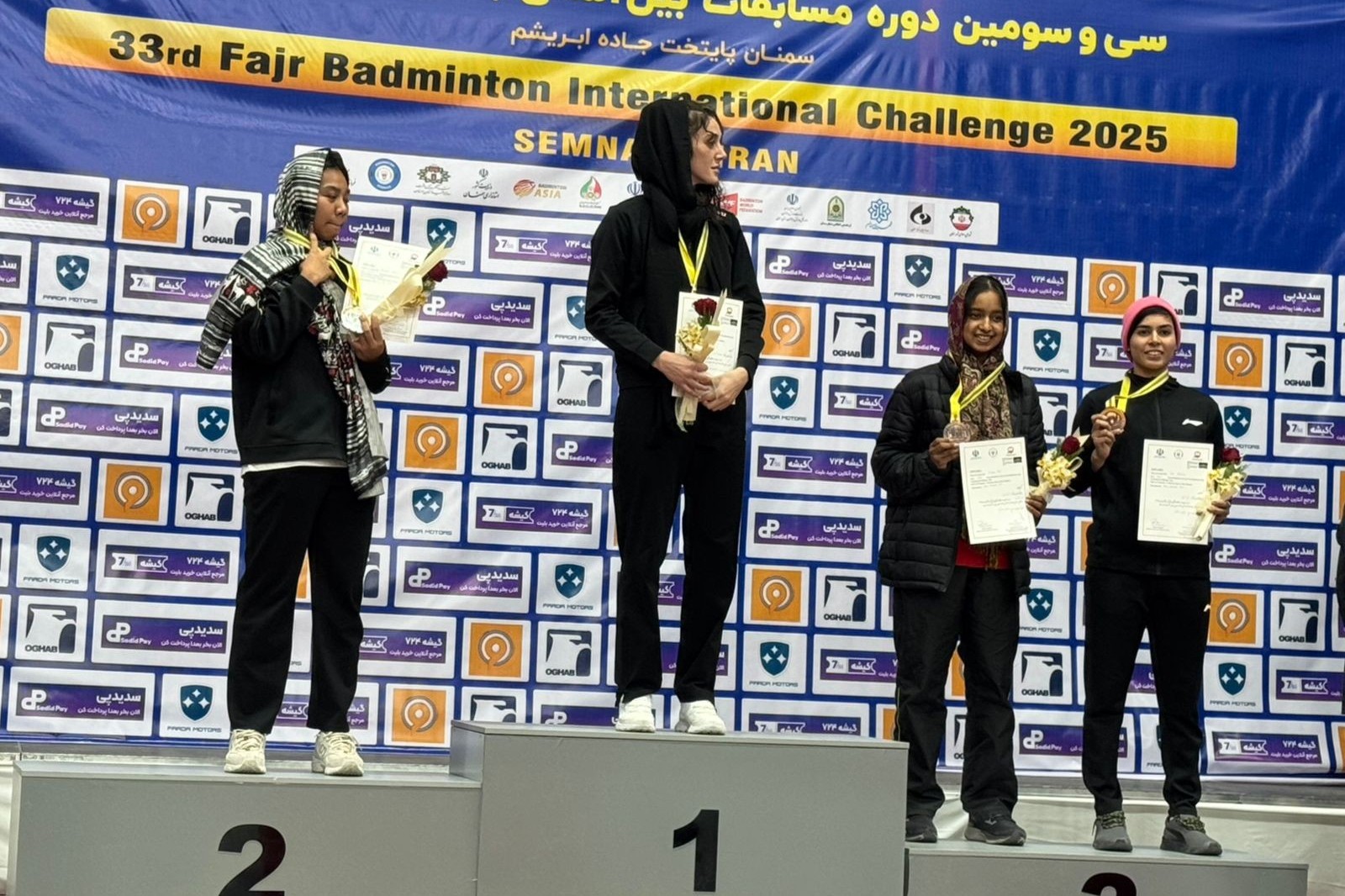 Azerbaijani badminton player wins silver in 33rd Iran Fajr International Challenge 2025 - PHOTO