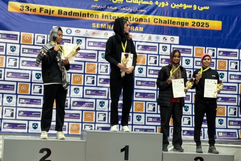 Badmintonçumuz İranda gümüş medal qazanıb - FOTO