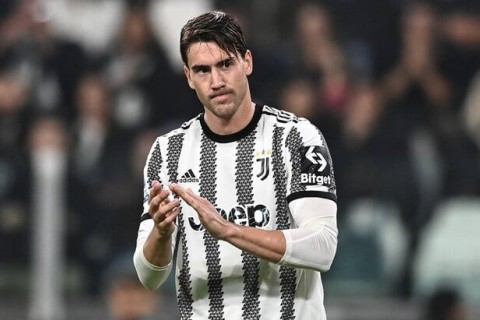 Juventus decision on Vlahovic