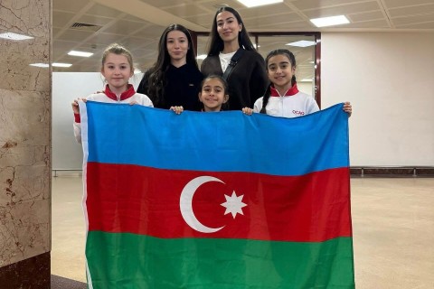 Azerbaijani rhythmic gymnasts set sights on success in Budapest