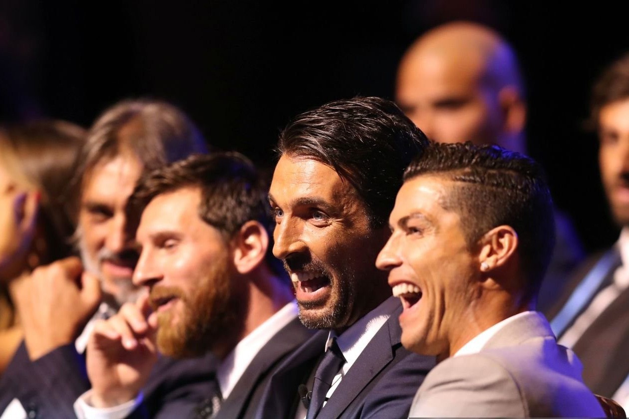 Buffon: "Cristiano Ronaldo or Messi? Choosing one would be an insult to football"