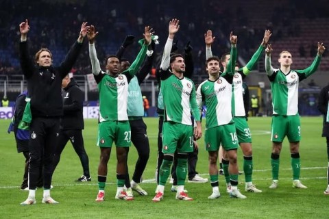 Feyenoord ends half-century wait for Champions League last 16 - VIDEO