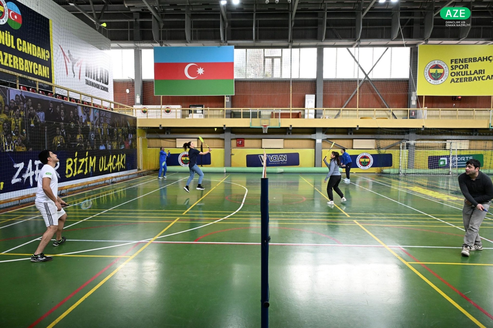 Gənclər və İdman Nazirliyinin əməkdaşları arasında badminton yarışı keçirilib  - FOTO