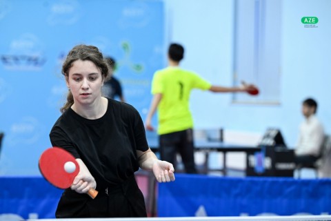 Tələbələr arasında stolüstü tennis yarışına start verilib - FOTO