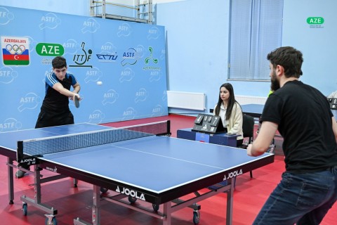 Tələbələr arasında stolüstü tennis yarışına start verilib - FOTO