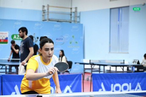 Tələbələr arasında stolüstü tennis yarışına start verilib - FOTO