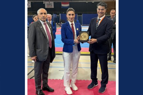 Azerbaijani referee named best at Dutch Open Taekwondo Championship