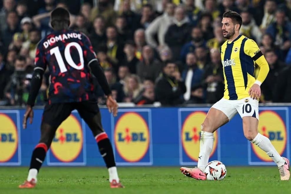 Fenerbahce seek redemption in Europa League clash