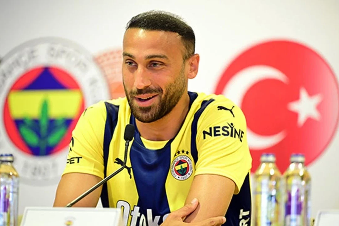 Cenk Tosun Yaponiya yolunda