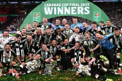 Newcastle win first domestic trophy in 70 years – VIDEO